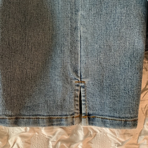 Lana Erica Embroidered High-Waisted Straight Leg Jeans - Picture 6 of 7